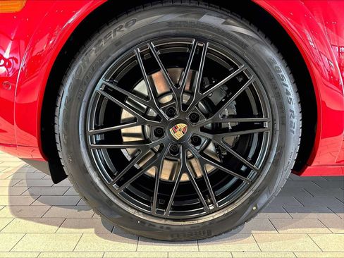 New 2026 Porsche Cayenne GTS AWD/4WD image 11
