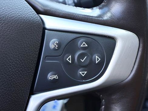 Used 2018 GMC Canyon SLT w/ Trailering Package RWD image 25
