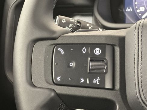 New 2025 Land Rover Defender 130 V8 image 12