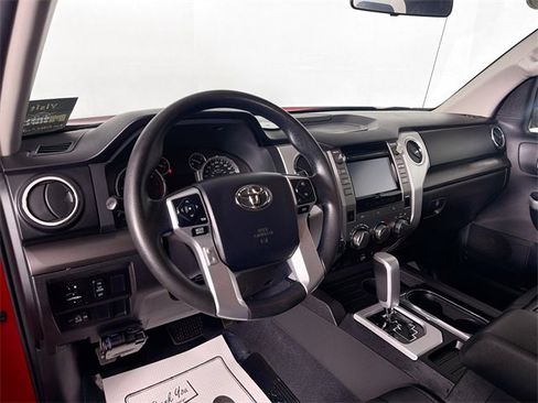 Used 2015 Toyota Tundra SR5 image 9