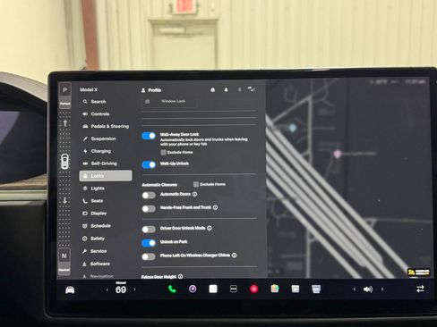 Used 2023 Tesla Model X AWD/4WD image 38