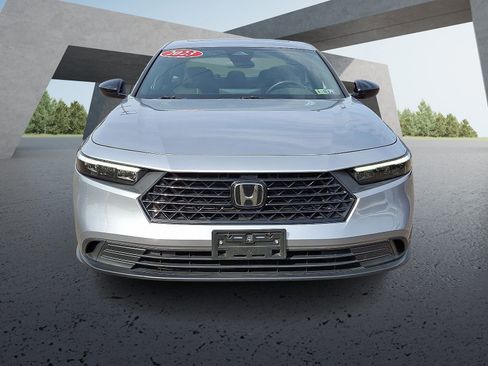 Used 2023 Honda Accord Sport image 2