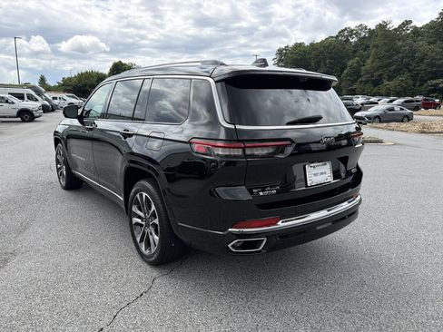 Used 2022 Jeep Grand Cherokee L Overland w/ Luxury Tech Group IV AWD/4WD image 6