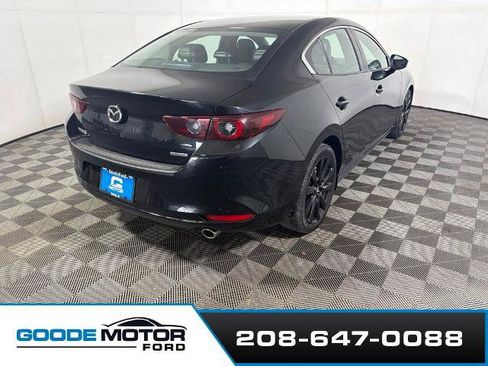 Used 2024 MAZDA MAZDA3 s FWD image 7