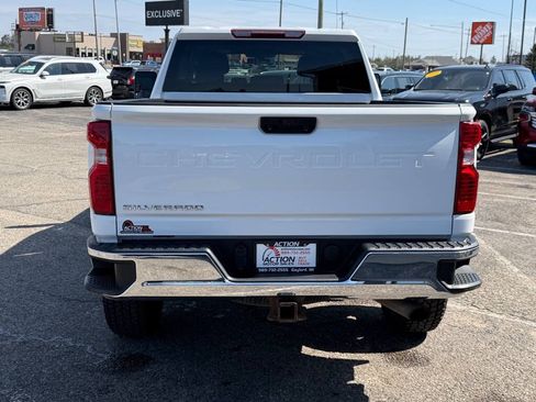 Used 2020 Chevrolet Silverado 3500 LT AWD/4WD image 4