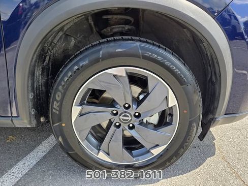 Used 2025 Nissan Rogue SV FWD image 22