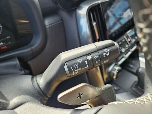 Used 2025 Lexus LX 700h Overtrail image 29