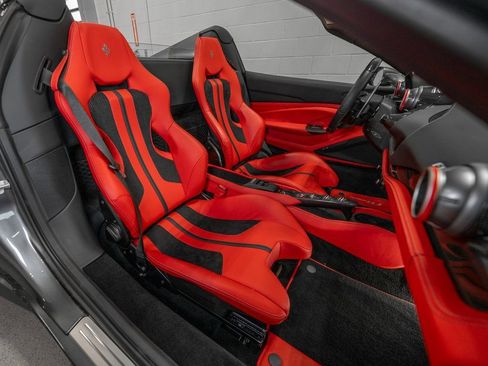 Certified 2022 Ferrari F8 Tributo image 14