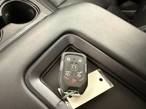 Used 2019 GMC Yukon SLT w/ Open Road Package AWD/4WD image 25