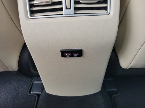 Used 2023 Nissan Maxima SV w/ Floor Mat Group FWD image 8
