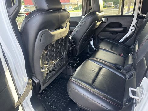 Used 2020 Jeep Gladiator Rubicon AWD/4WD image 20