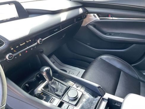 Used 2022 MAZDA MAZDA3 s image 14