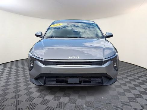 Certified 2025 Kia K4 FWD image 2