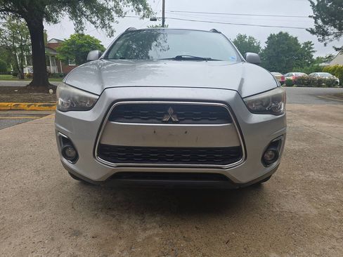 Used 2014 Mitsubishi Outlander Sport SE FWD image 5