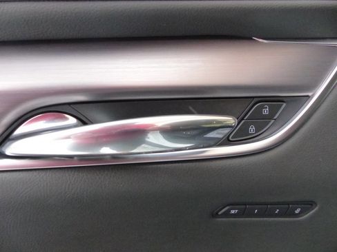 Used 2024 Cadillac XT6 Luxury w/ LPO, Floor Liner Package image 20