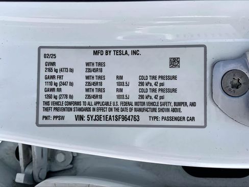 Used 2025 Tesla Model 3 Long Range image 32