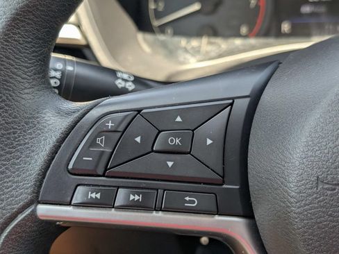 Used 2022 Nissan Altima 2.5 S FWD image 25