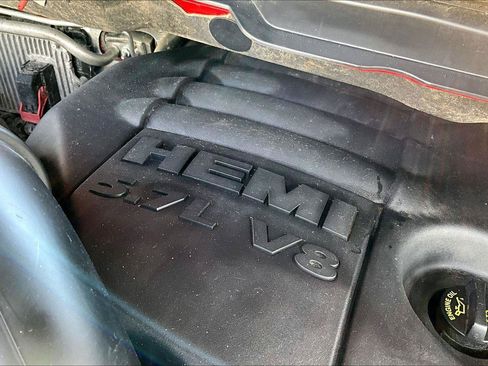 Used 2019 RAM 1500 Warlock AWD/4WD image 35