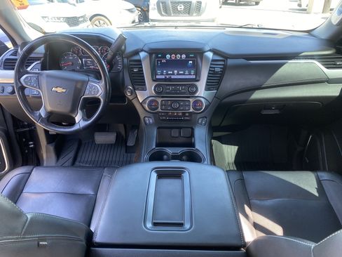 Used 2018 Chevrolet Tahoe LT w/ Luxury Package RWD image 21