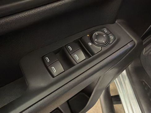 Used 2025 Chevrolet Silverado 1500 Custom w/ Turbomax Blackout Package RWD image 21