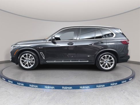 Used 2023 BMW X5 xDrive45e image 9