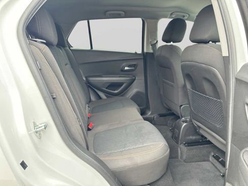 Certified 2020 Chevrolet Trax LS w/ Tint and Cruise Package image 26