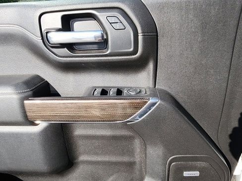 Used 2019 Chevrolet Silverado 1500 LT Trail Boss image 17