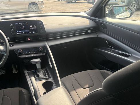 Used 2026 Hyundai Elantra Sport FWD image 25