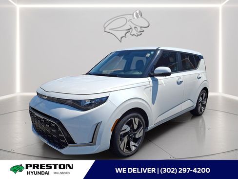 Used 2023 Kia Soul GT-Line FWD image 1