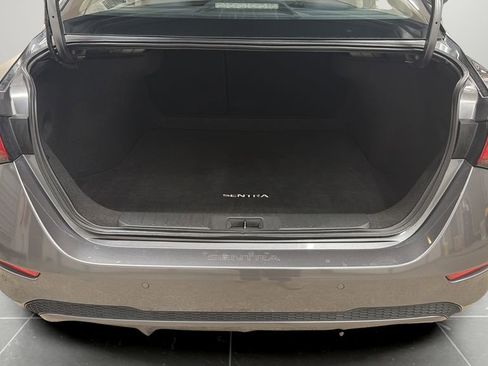 Used 2023 Nissan Sentra SV FWD image 23