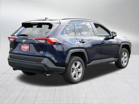 Certified 2025 Toyota RAV4 XLE AWD/4WD image 7