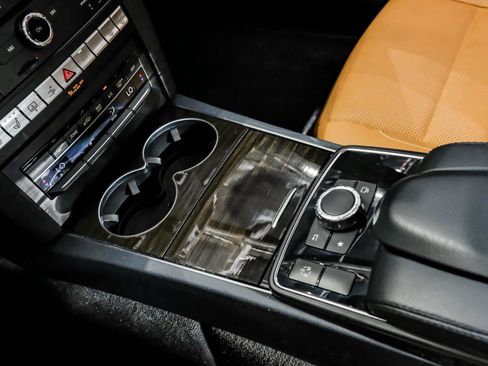 Used 2017 Mercedes-Benz E 400 4MATIC Coupe image 27