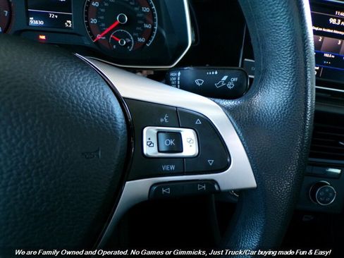 Used 2019 Volkswagen Jetta S image 40