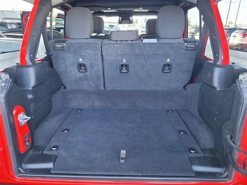 Certified 2025 Jeep Wrangler Unlimited Rubicon 4xe w/ Safety Group image 19