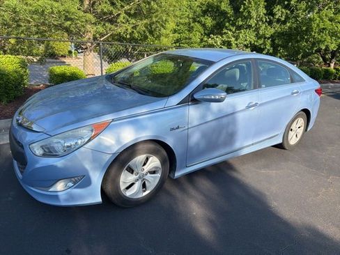 Used 2013 Hyundai Sonata Hybrid FWD image 3