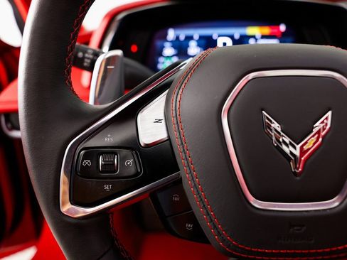 Used 2023 Chevrolet Corvette Stingray Premium Cpe w/ Z51 Performance Package image 29