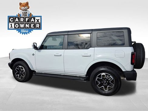 Used 2024 Ford Bronco Outer Banks image 4