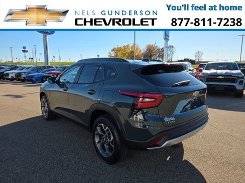 New 2026 Chevrolet Trax LT image 5