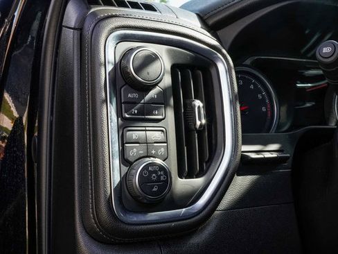 Used 2019 Chevrolet Silverado 1500 High Country w/ Technology Package AWD/4WD image 64