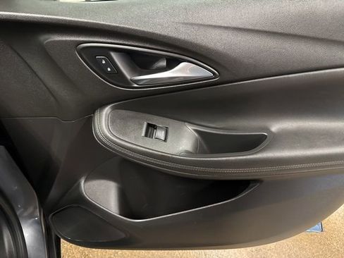 Used 2020 Buick Encore GX Select AWD/4WD image 25