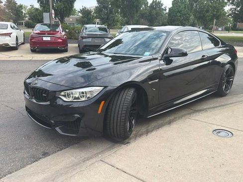 Used 2017 BMW M4 Coupe RWD image 2