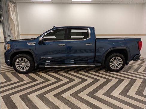 Used 2019 GMC Sierra 1500 Denali w/ Technology Package image 3