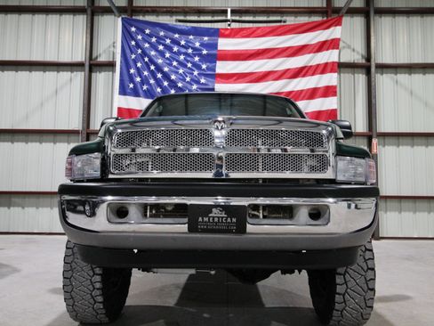 Used 2002 Dodge Ram 2500 Truck SLT image 2