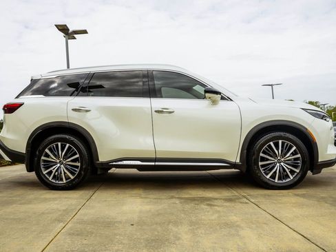 Used 2023 INFINITI QX60 Sensory w/ Vision Package AWD/4WD image 6
