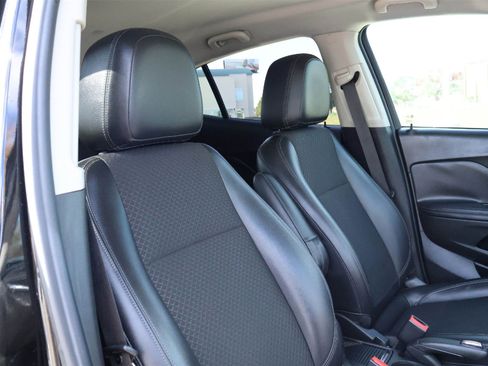 Used 2018 Buick Encore Preferred image 14