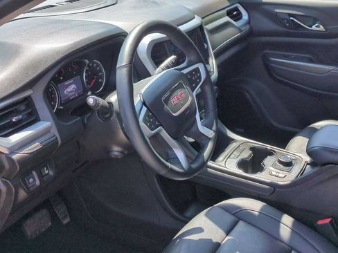 Certified 2023 GMC Acadia SLT w/ Preferred Package AWD/4WD image 10