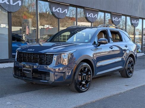 Certified 2024 Kia Sorento SX Prestige w/ Olive Brown Leather Package image 1