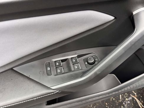 New 2026 Volkswagen Jetta SE image 12