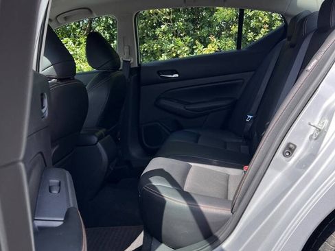 Used 2021 Nissan Altima 2.5 SR FWD image 15