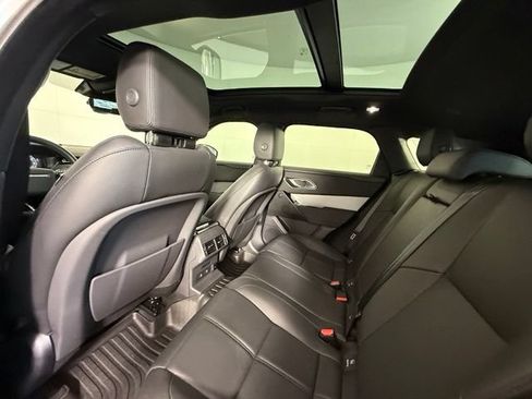 Used 2025 Land Rover Range Rover Velar S AWD/4WD image 29